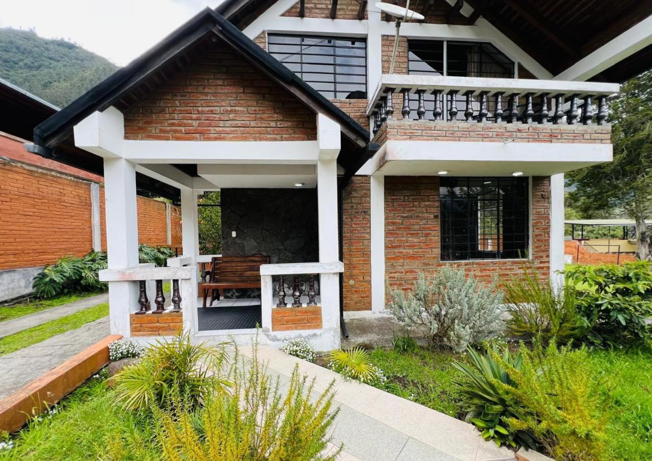 Mountain Chalet - Tungurahua Hot Springs/Aguas Termales بانيوس المظهر الخارجي الصورة
